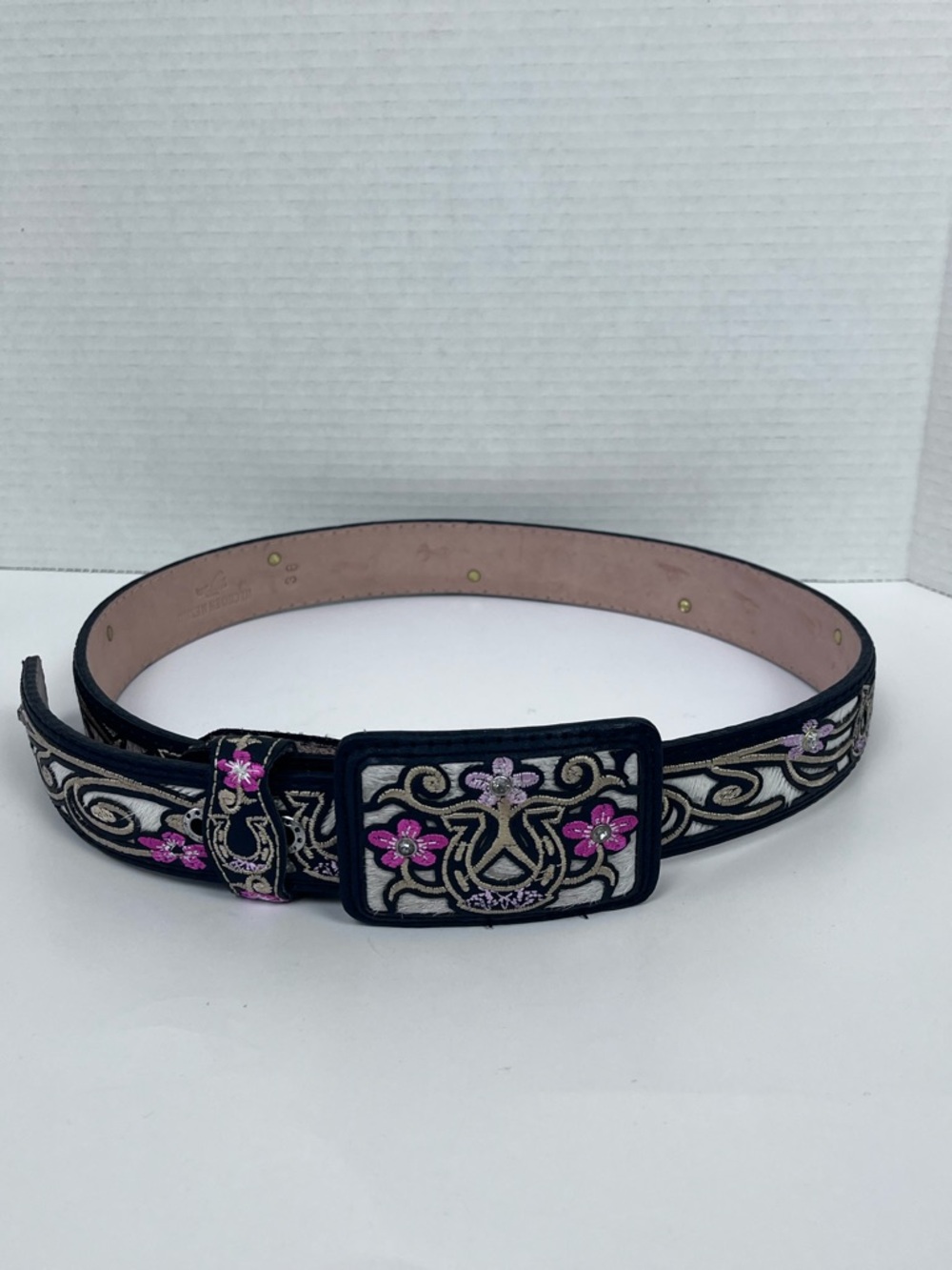 Women's Western Cowgirl Leather Belt withEmbroidered HorseShoe Floral Pattern 36